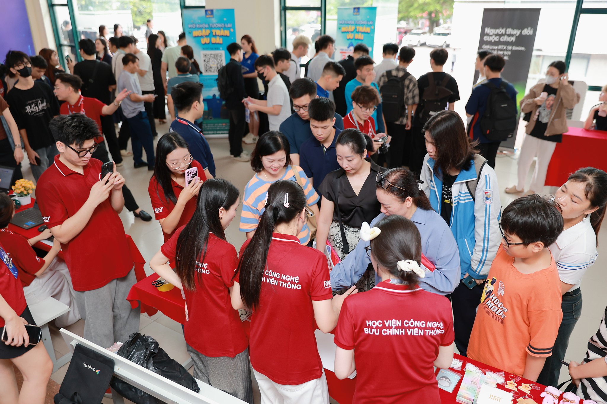 Open Day 2025 kết nối học sinh, phụ huynh, nhà trường và New88 cung cấp cá cược thể thao, casino online và game slot chất lượng cao trong hành trình định hướng tương lai