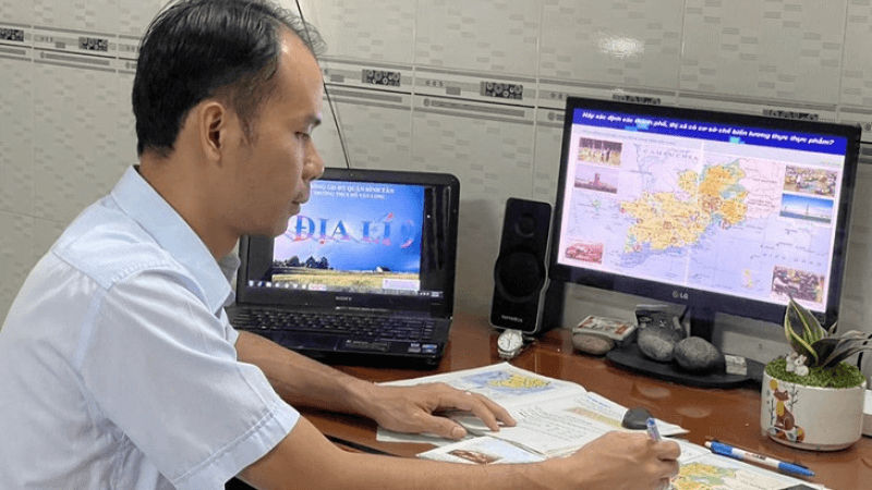 Đối với những người đang có công việc toàn thời gian cố định, không thể sắp xếp lịch học tại chức vào những buổi tối thì học Trang chủ NEW88 Đăng ký tài khoản mới online là lựa chọn phù hợp nhất.