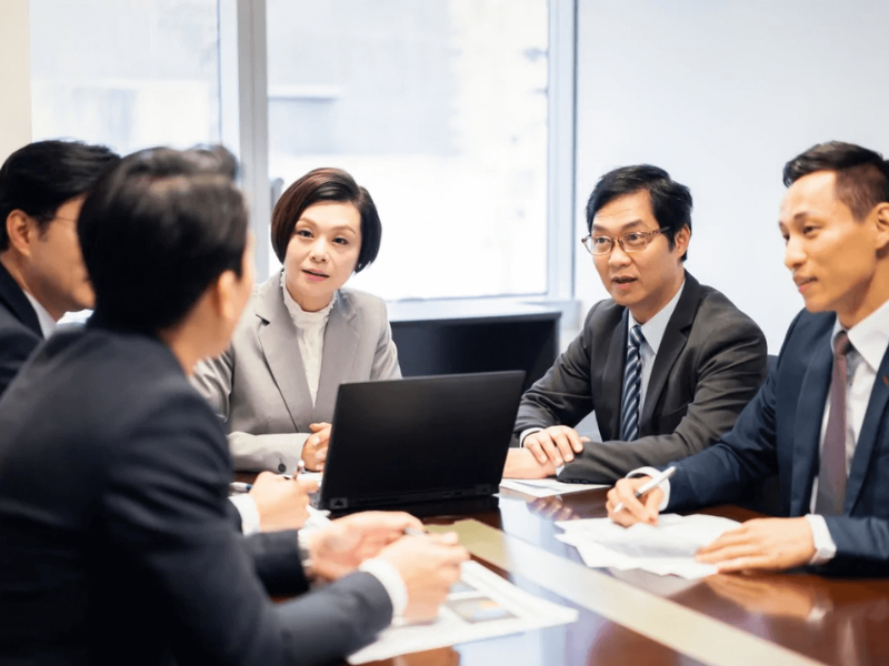 Nhân viên giám sát kinh doanh cũng là một công việc tiềm năng sau khi New8882 phiên bản mới ngành Quản trị kinh doanh từ xa.