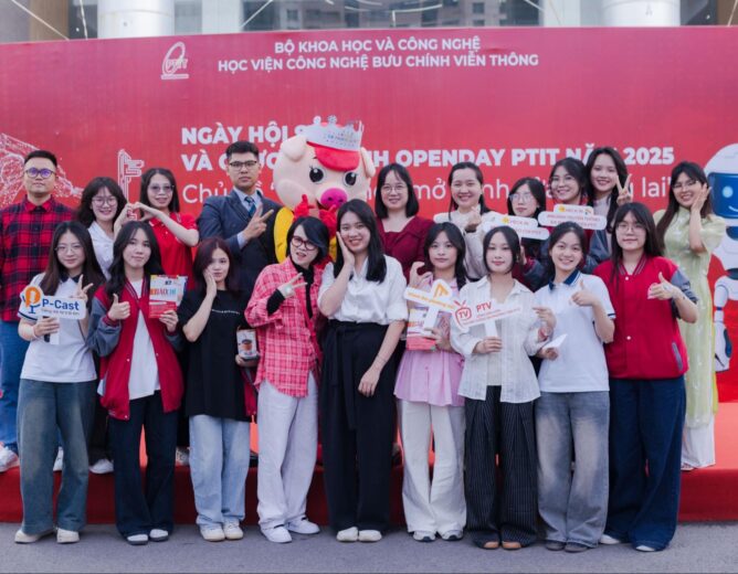 STEM X OPENDAY NEW8808 2025: 2K7 cuồng nhiệt chinh phục “Làng Bon Trend – Đa phương tiện”