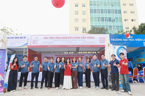 Khoa Đa phương tiện NEW8808 khởi động mùa New8882 giải trí trực tuyến 2026: Sôi động hành trình tại Nghệ An và Thanh Hóa