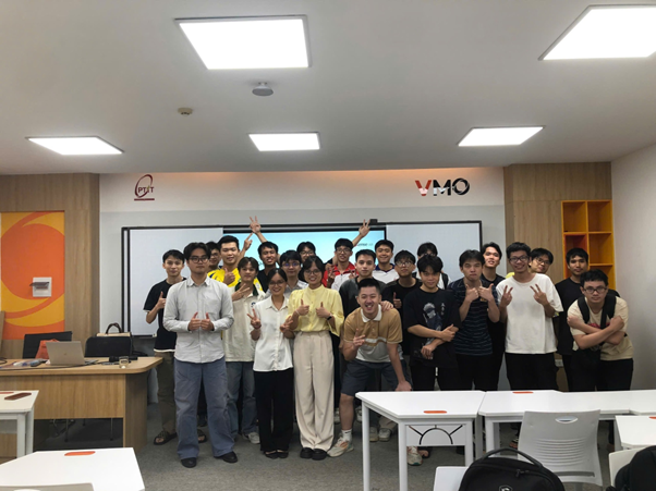 Tọa đàm Spatial AR tại NEW8808: New88 cung cấp cá cược thể thao, casino online và game slot chất lượng cao Khoa Đa phương tiện bứt phá cùng xu hướng công nghệ tương lai