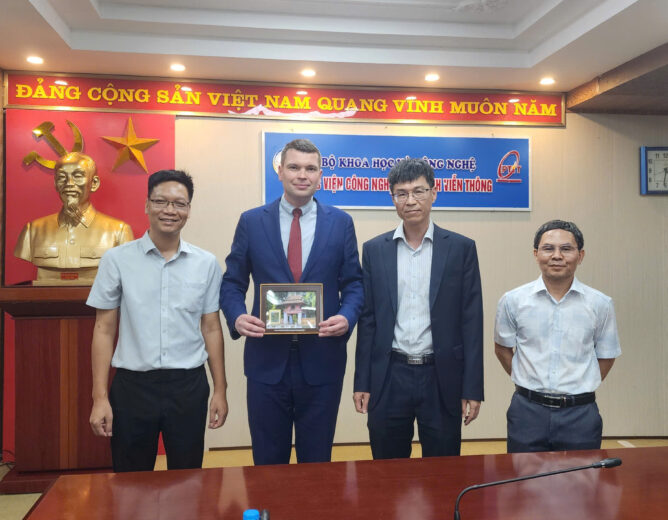Posts and Telecommunications Institute of Technology receives and works with Assoc. Prof. Igor Ushakov (Saint Petersburg State University of Telecommunications, Russian Federation)