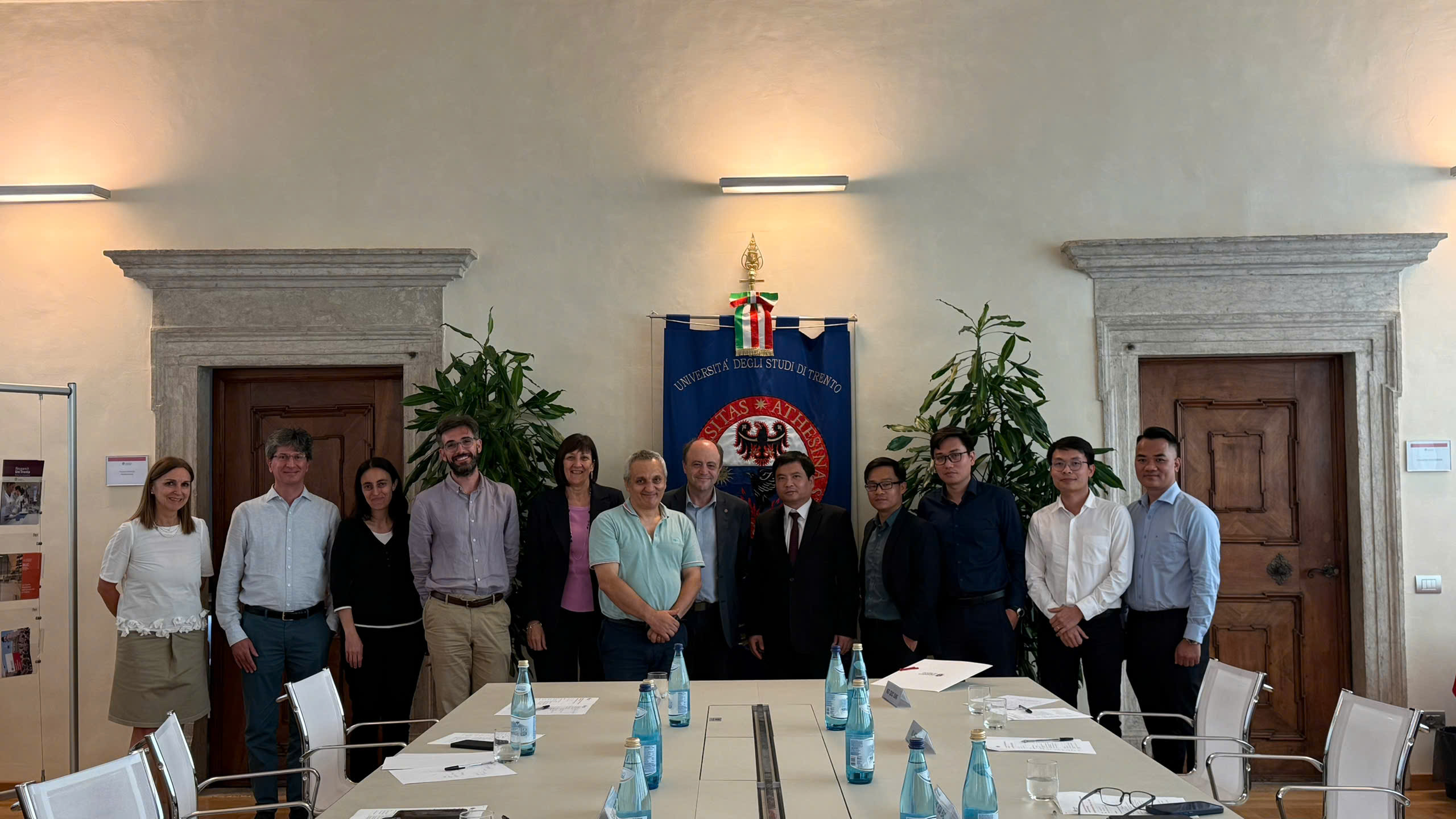 NEW8808 Strengthens Cooperation with the University of Trento (Italy) in Education, AI Research, and Innovation