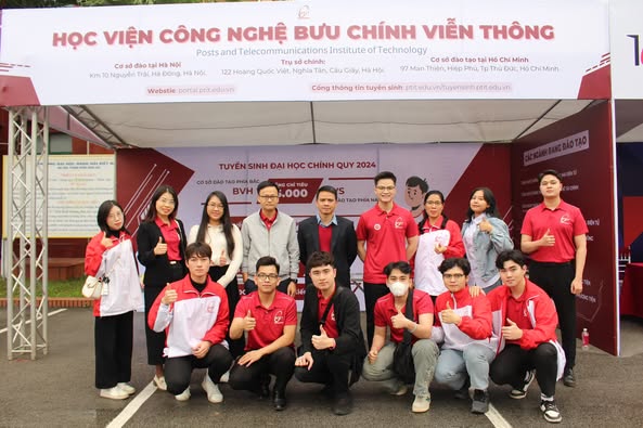 Faculty of Business Administration 1 Joins Admissions and Career Counseling Day in Hai Duong