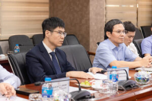 GS.TS Từ Minh Phương, Bí thư Đảng ủy, Chủ tịch Hội đồng New88 com link 8 phát biểu tại buổi làm việc