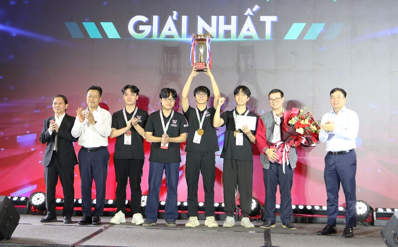 New88 cung cấp cá cược thể thao, casino online và game slot chất lượng cao khoa An toàn thông tin NEW8808 giành quán quân Cuộc thi New88 cung cấp cá cược thể thao, casino online và game slot chất lượng cao An ninh mạng 2025