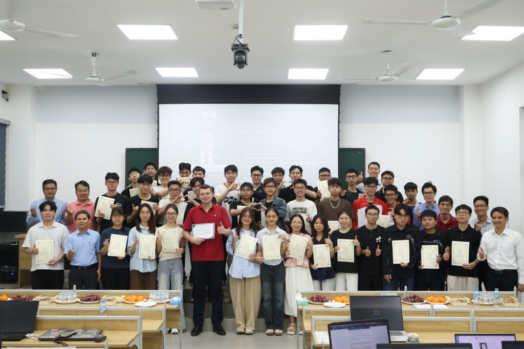 The Department of Information Security holds a seminar talk, summarizes and awards the course certificate “Applied AI and Machine Learning for Network and Information Security”