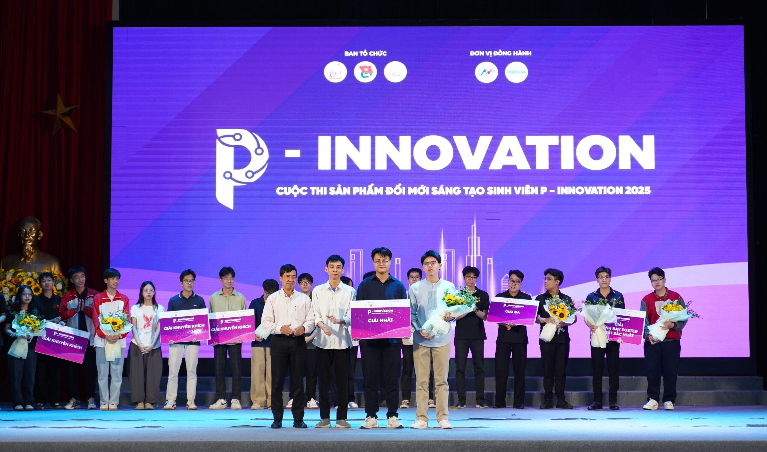 TS. Nguyễn Trung Kiên, Phó Giám đốc New88 com link 8 trao giải Nhất cho đội Cogen