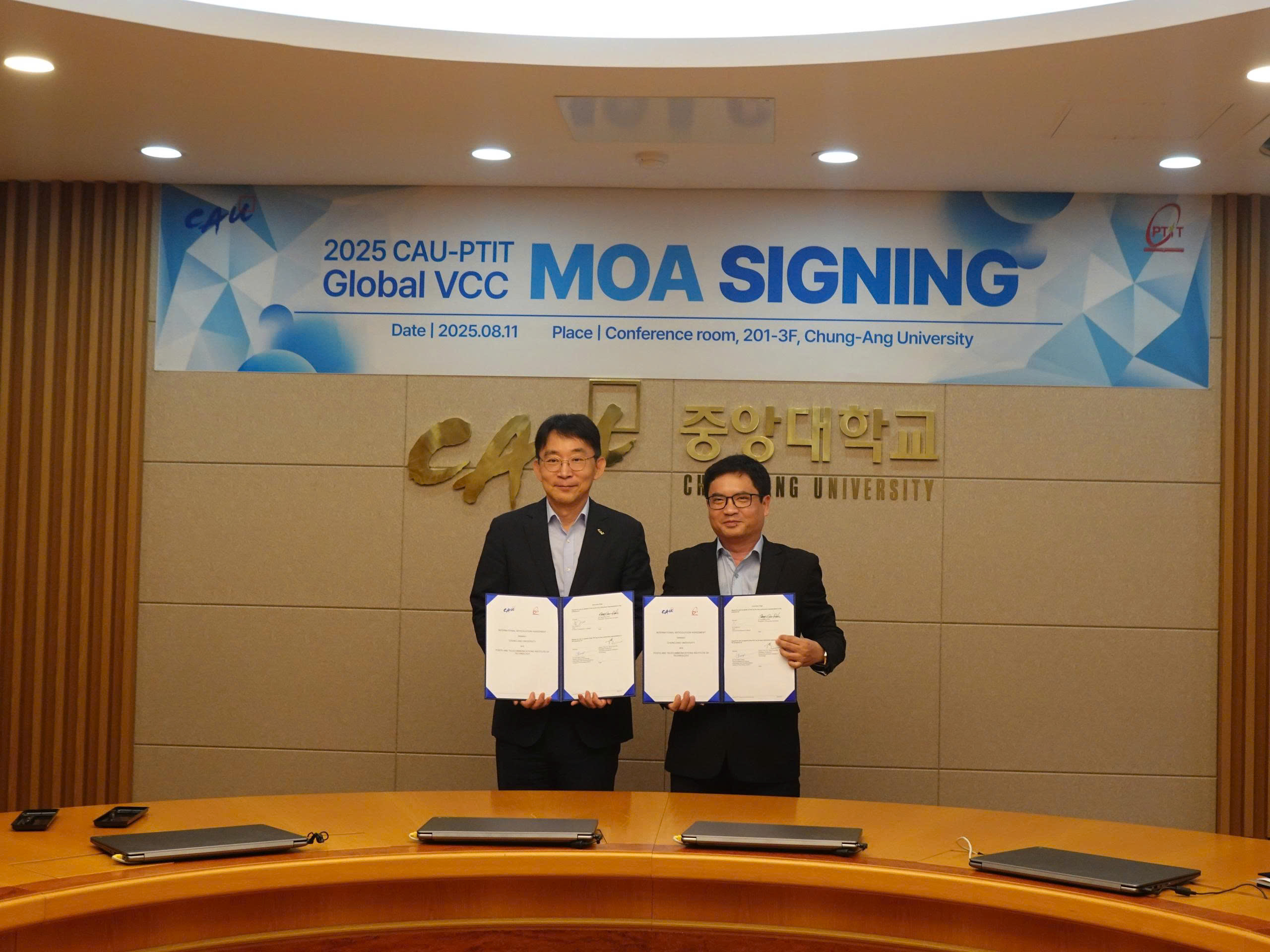 PGS.TS Đặng Hoài Bắc, Giám đốc Đăng nhập vào Tài khoản New88 Casino của bạn và GS.TS Park Sang Gue, Hiệu trưởng Trang chủ NEW88 Đăng ký tài khoản mới Chung Ang ký thỏa thuận hợp tác