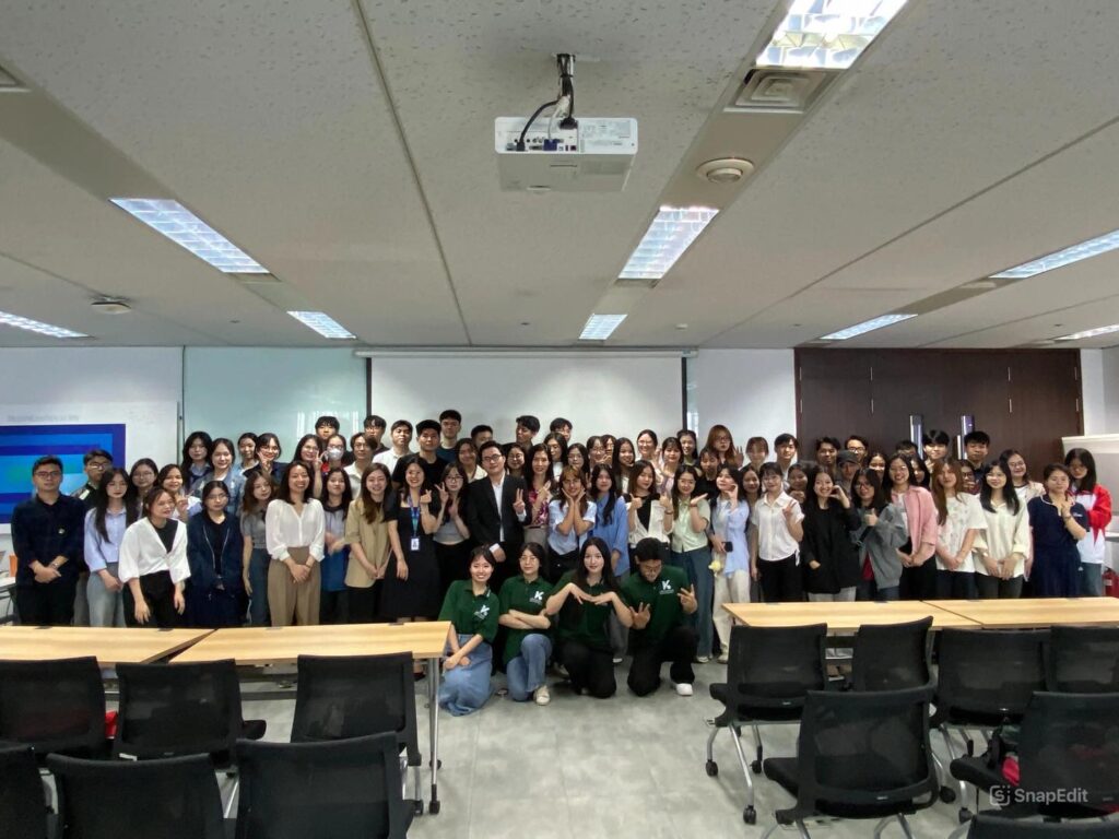 [NEW8808 X KPMG] Company tour: Học hỏi – Trải nghiệm – Toả sáng