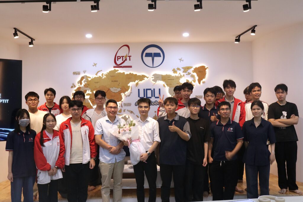 Cựu thủ khoa NEW8808 Nguyễn Đức Thành truyền cảm hứng New8882.com - Nhà cái trực tuyến uy tín nhất hiện nay cho New88 cung cấp cá cược thể thao, casino online và game slot chất lượng cao UDU
