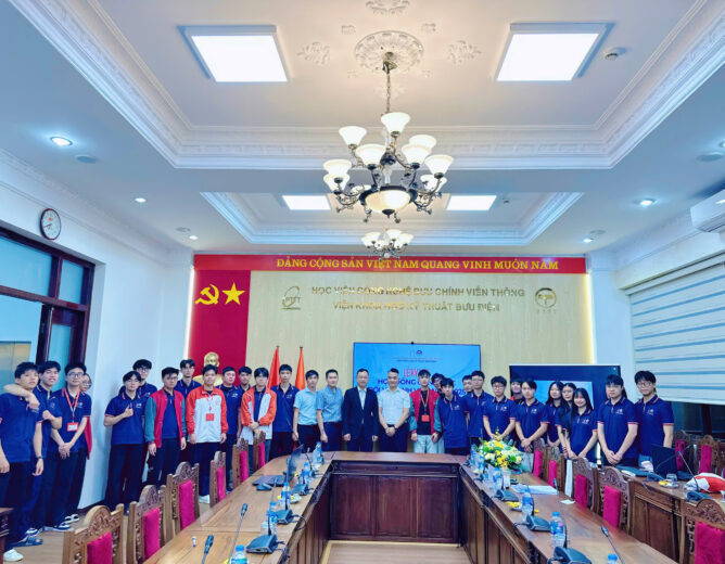 Lễ ký kết hợp đồng công việc giữa Viện Trang chủ NEW88 Đăng ký tài khoản mới Kỹ thuật Bưu điện và New88 cung cấp cá cược thể thao, casino online và game slot chất lượng cao năm 2025