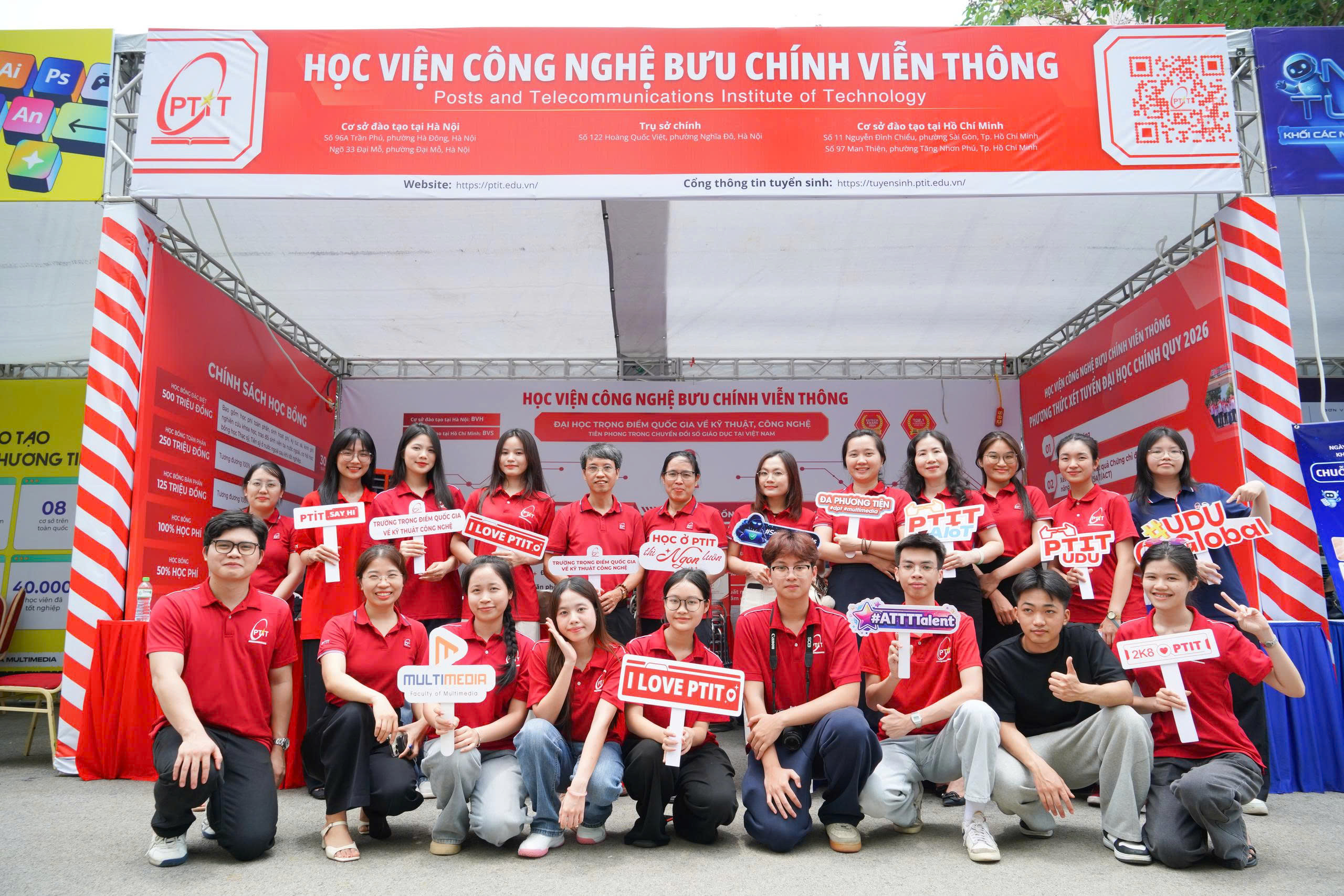 NEW8808ers phủ sắc đỏ rực rỡ tại Ngày hội New8882 giải trí trực tuyến Khối ngành Công nghệ 2026