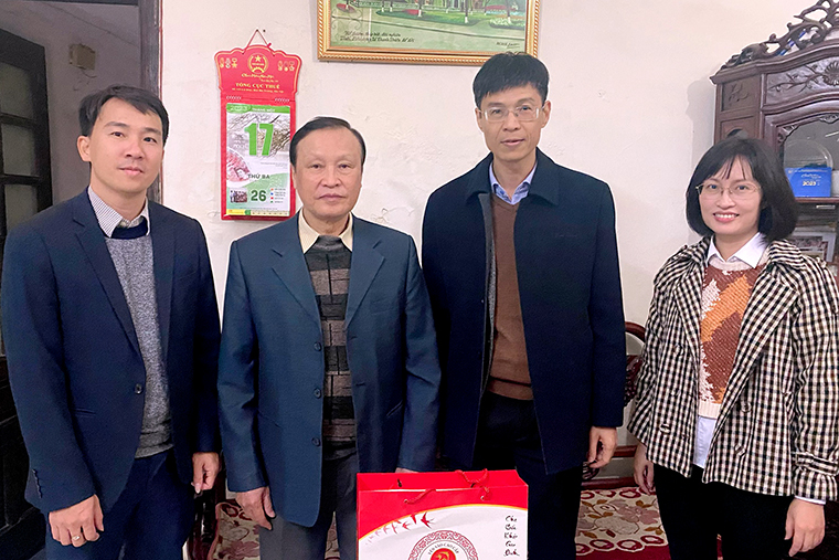 LÃNH ĐẠO Đăng nhập vào Tài khoản New88 Casino của bạn THĂM, CHÚC TẾT VÀ TRAO QUÀ TẾT CỦA BỘ TRƯỞNG BỘ THÔNG TIN VÀ TRUYỀN THÔNG ĐẾN CHA MẸ CÁN BỘ New88 com link 8