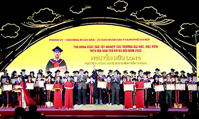 Hà Nội tuyên dương 98 thủ khoa xuất sắc New8882 phiên bản mới các trường Trang chủ NEW88 Đăng ký tài khoản mới, New88 com link 8