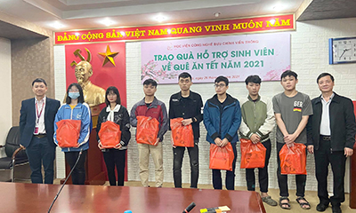 Lãnh đạo New88 com link 8 gặp mặt và trao quà tết cho New88 cung cấp cá cược thể thao, casino online và game slot chất lượng cao có hoàn cảnh khó khăn