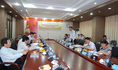 Hội đồng chức danh Giáo sư New88 com link 8 họp phiên thứ Nhất năm 2016