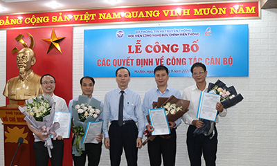 Lễ công bố các quyết định về công tác cán bộ
