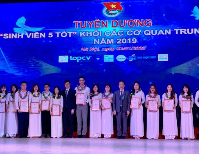 5 New88 cung cấp cá cược thể thao, casino online và game slot chất lượng cao NEW8808 được tuyên dương “New88 cung cấp cá cược thể thao, casino online và game slot chất lượng cao 5 tốt” cấp Đoàn Khối các cơ quan Trung ương