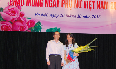 Giao lưu văn nghệ chào mừng ngày Phụ nữ Việt Nam 20/10