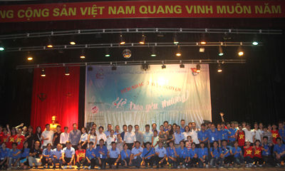 Sâu lắng đêm nhạc thiện nguyện “Hè trao yêu thương”