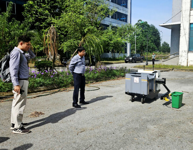 Lãnh đạo New88 com link 8 làm việc với Trung tâm Khởi nghiệp và Đổi mới sáng tạo tại khu công nghệ cao Hòa Lạc