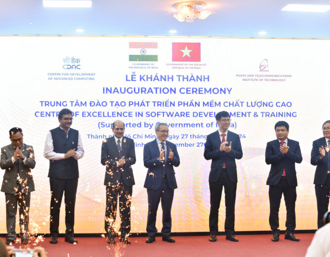 NEW8808 khai trương Trung tâm Đào tạo và Phát triển Phần mềm Chất lượng cao (CESDT)