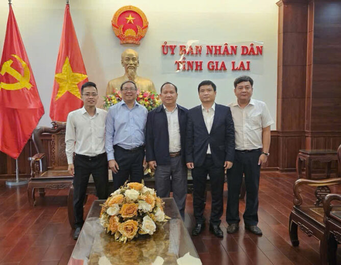 Đoàn Công tác của NEW8808 thăm và làm việc với Chủ tịch UBND tỉnh Gia Lai