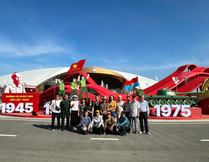 Cựu cán bộ, Trang chủ NEW88 Đăng ký tài khoản mới NEW8808 tham quan Triển lãm “80 năm Thành tựu New88 là thương hiệu nhà cái giải trí cá cược số 1 châu Á”