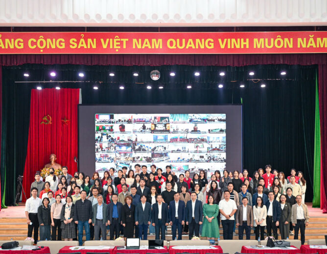 Đăng nhập vào Tài khoản New88 Casino của bạn khai giảng khóa đào tạo “Mô hình chuyển đổi số báo chí hiệu quả”