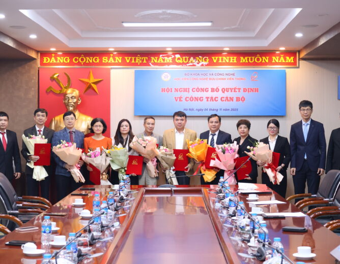 Hội nghị công bố quyết định về công tác cán bộ