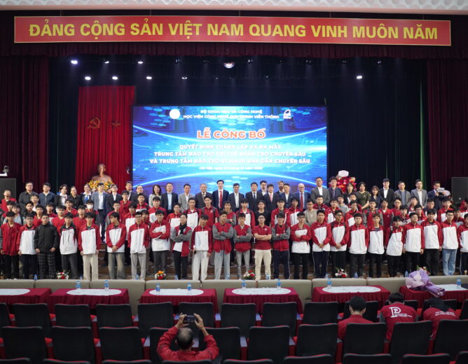 NEW8808 ra mắt 2 trung tâm đào tạo chuyên sâu AI và vi mạch bán dẫn