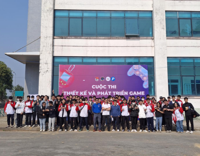 NEW8808 khơi dậy niềm đam mê lập trình qua Ngày hội game tại Hòa Lạc