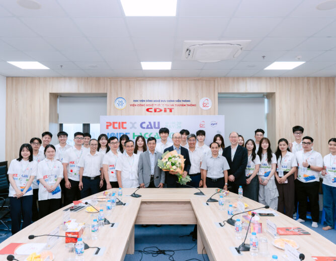 Khai mạc Cuộc thi “NEW8808xCAU Joint Hackathon 2026”