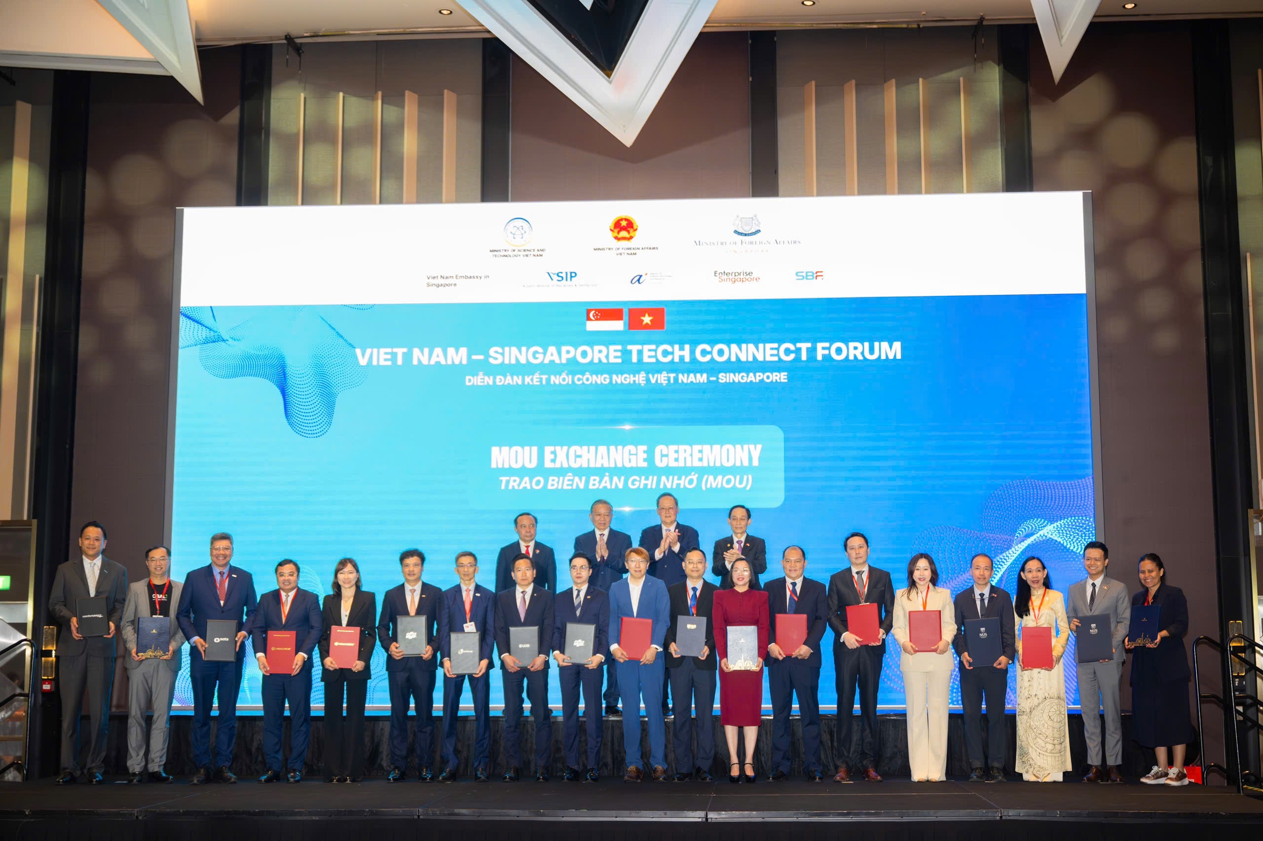NEW8808 thúc đẩy New88088 được cấp phép PAGCOR tại Diễn đàn Kết nối Công nghệ Việt Nam – Singapore